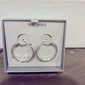 Brilliance 10k, white gold, 23 mm round hoop earrings